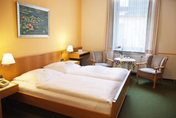 Allee-Hotel Garni Bad Kissingen Room photo